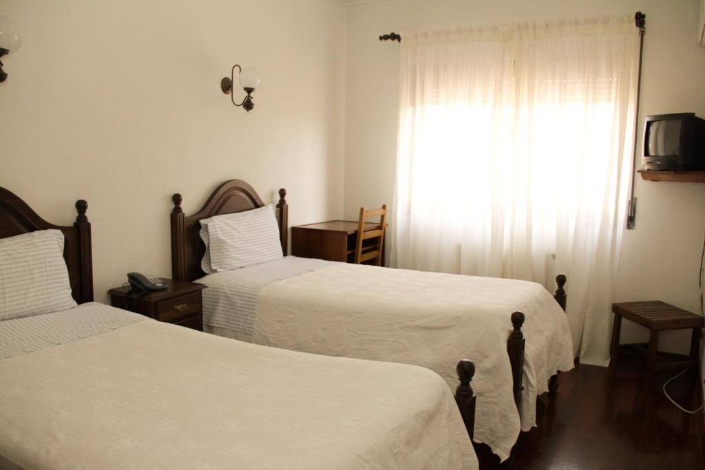 Sao Neutel Hotel ชาเวส ภายนอก รูปภาพ