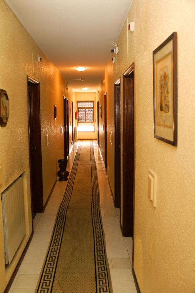 Sao Neutel Hotel ชาเวส ภายนอก รูปภาพ