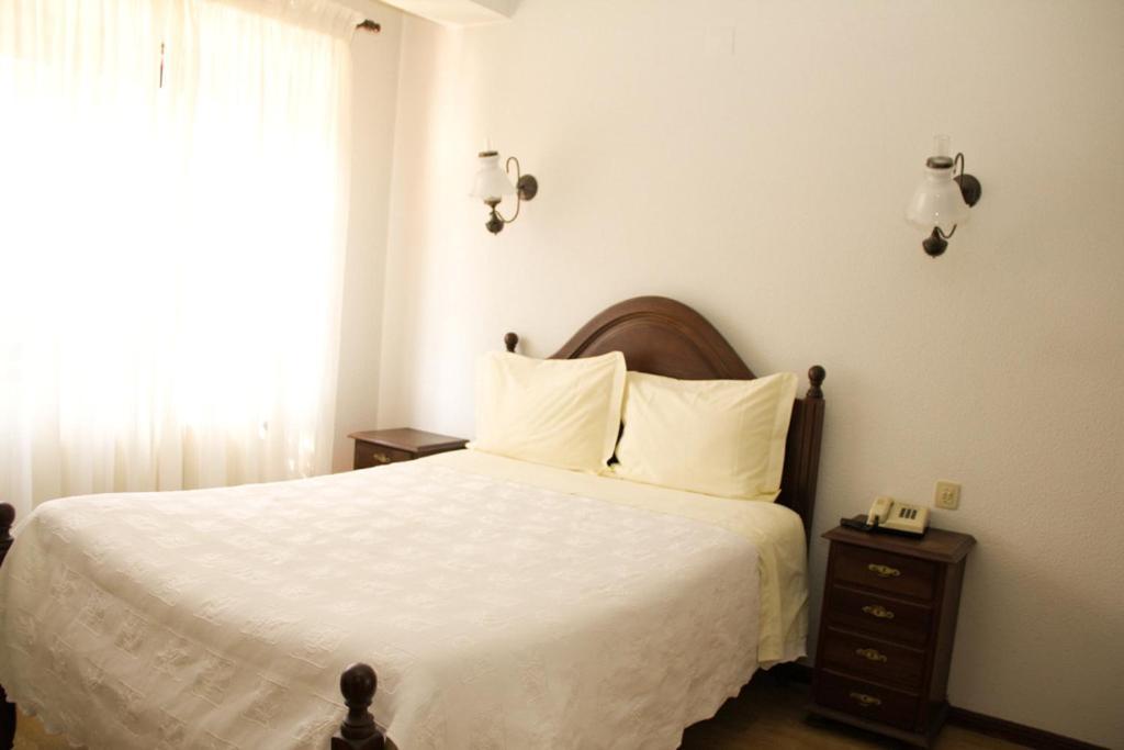 Sao Neutel Hotel ชาเวส ห้อง รูปภาพ